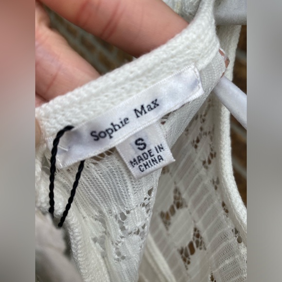 NWT Sophie Max, Lara dress, off-white with a lace overlay, size Small - Picture 3 of 3